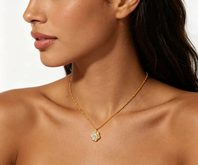 Roza Necklace