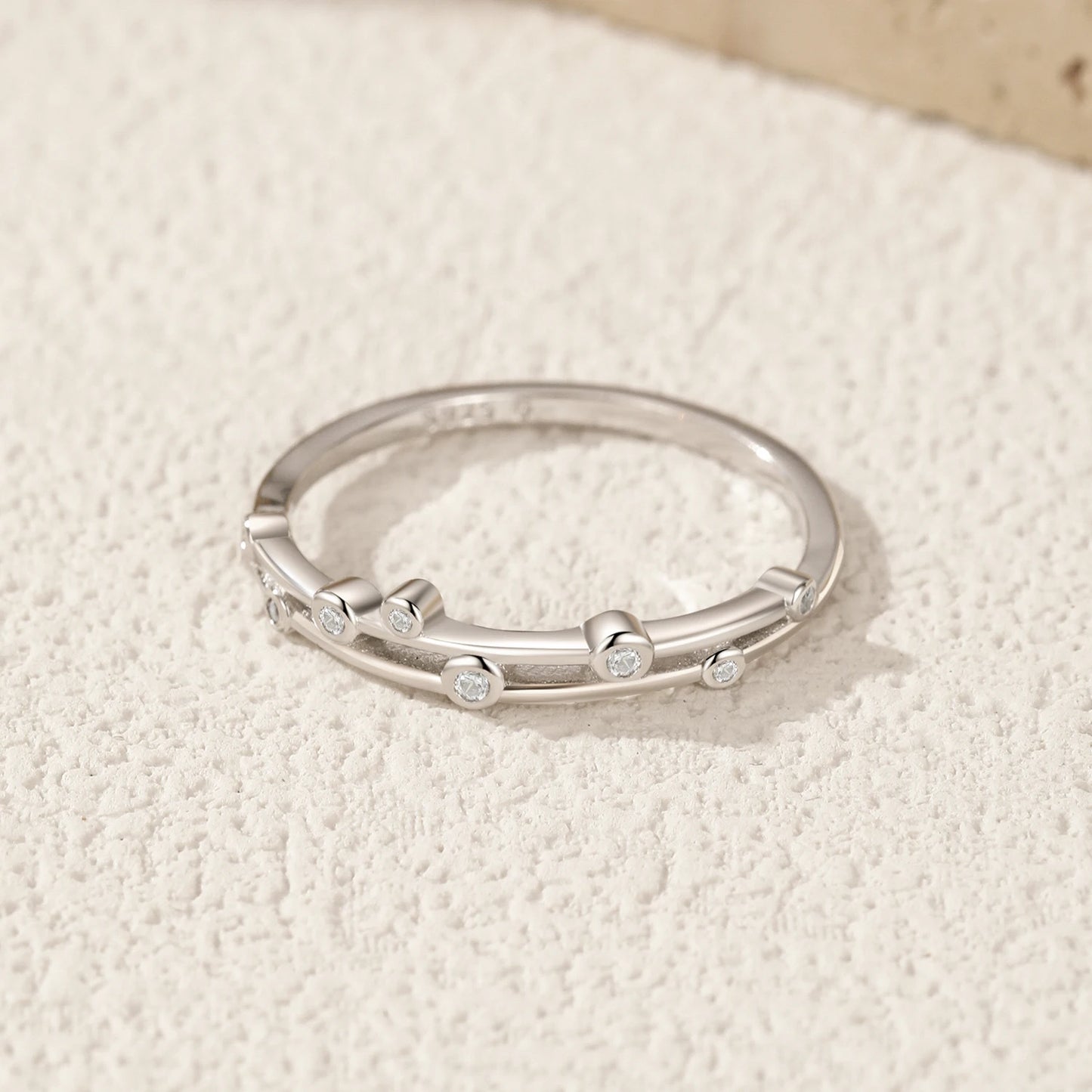 Lilly Ring