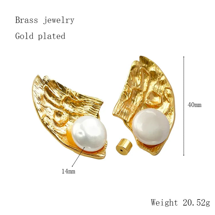 Laris Earrings