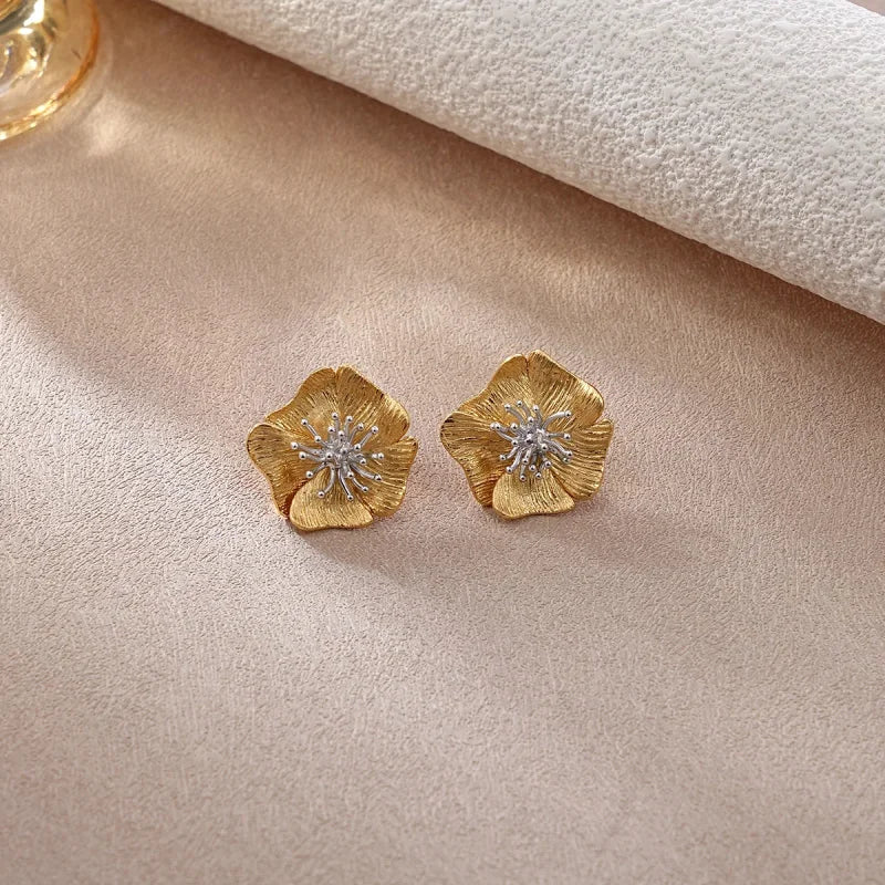 Lilly Earrings